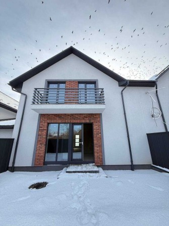 Продається таунхаус на горіхівській  неподалік центру міста Чернівці - фото 1