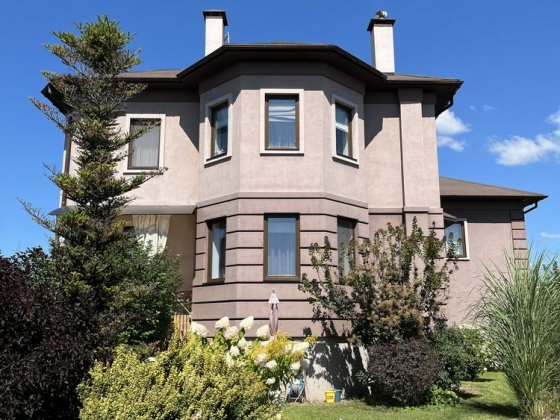 Будинок з власним виходом на озеро Святище Київ