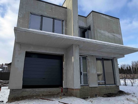 Продаж хай-тек будинку біля Майдану Чернівці