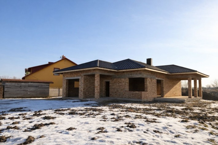 Будинок з власним ставком  за  ціною котеджу - фото 1