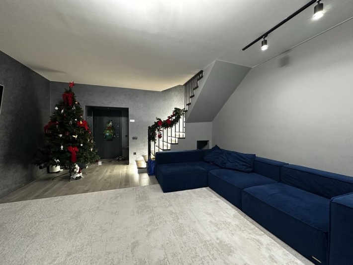 Продаж ЕЛІТНОГО Тауну на Роші - фото 1