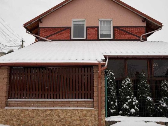 Продаж сімейного будинку на Мальованці Чернівці