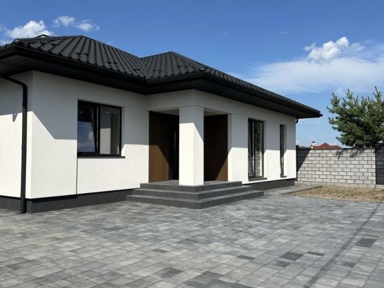 Продаж / Будинок / Щасливе, Рівне Рівне