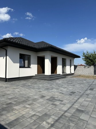 Продаж / Будинок / Щасливе, Рівне - фото 1