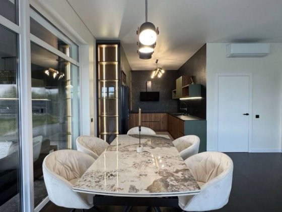 Розкішний будинок в сучасному стилі Ужгород