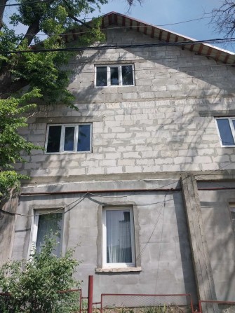 Продається 1/2 будинку для тих, хто шукає простір для життя - фото 1