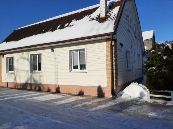 Будинок для проживання та комерції в Олександрівці. Чернигов