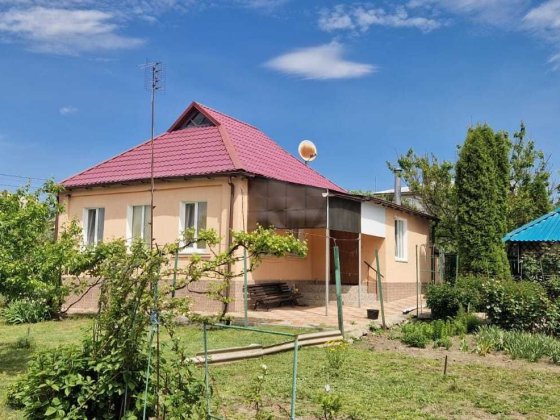 Продається бунинок в Каневі Киев