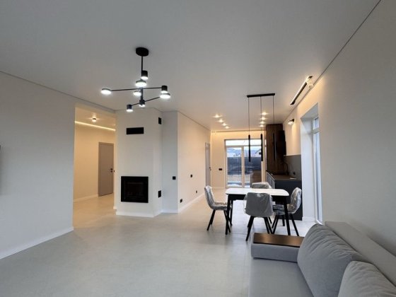 Продаж сучасного будинку. Ужгород