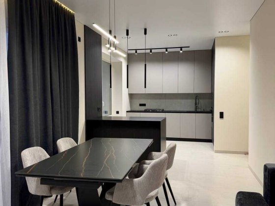 Котедж з якісним ремонтом  район Щасливе. Без Комісії для Покупця! Рівне