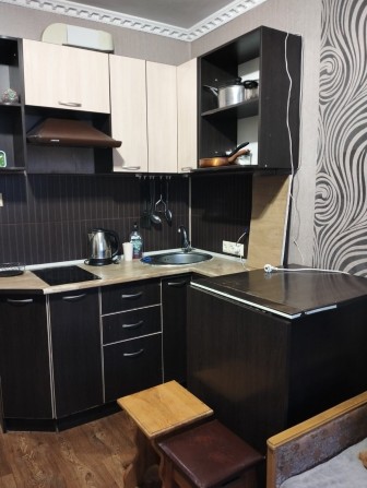 Здам кімнату 12 метрів у гуртожитку Айвенго. - фото 1