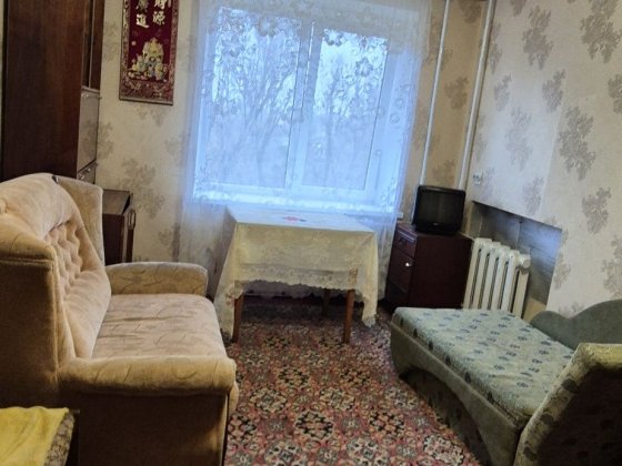 Здається кімната Самар