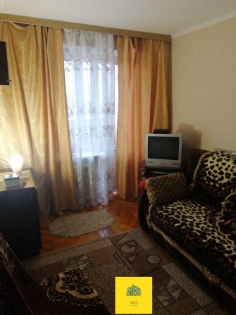 Здається кімната в центрі - фото 1