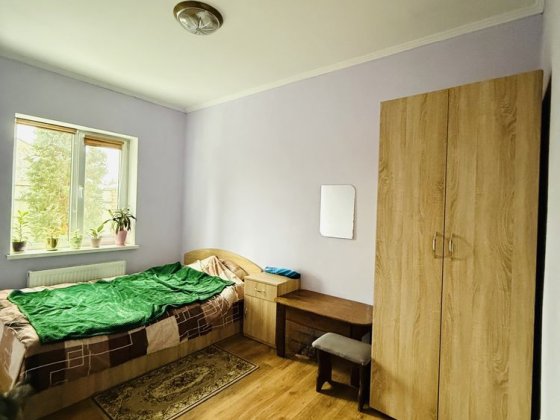 Здається кімната для однієї людини центр Борисполь