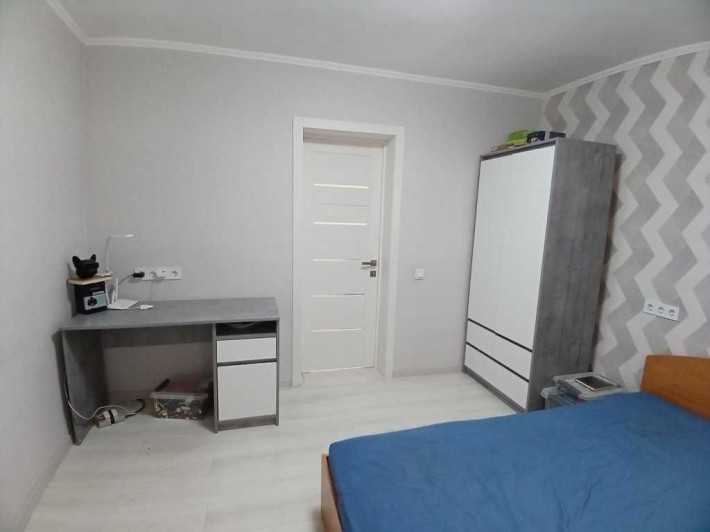 Здам КІМНАТУ для Жінки в приватному БУДИНКУ, вул. Вокзальна - фото 1