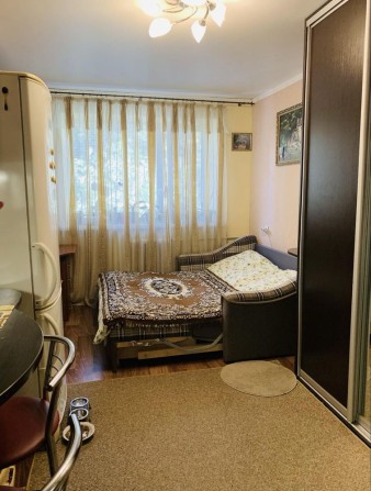Оренда кімнати у гуртожитку, Вишневе - фото 1