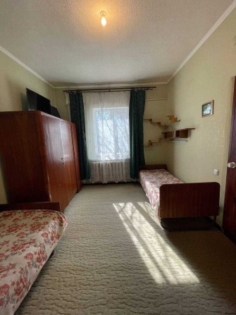 Здам кімнату в приватному будинку ВИШНЕВЕ Лесі Українки - фото 1