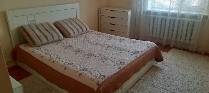 Здається кімната в приватному будинку. - фото 1