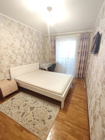 Здам окрему кімнату для дівчини в Центрі, в  районі Листопада! - фото 1