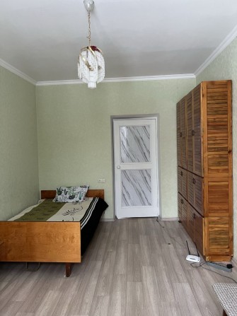 Оренда кімнати, центр міста, здам квартиру, світло не вимикають,студен - фото 1