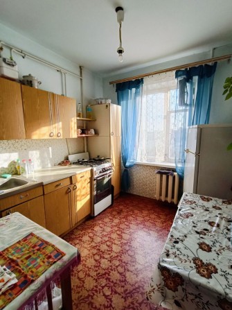 Здам ліжко -місце для проживання дівчини. 12 школа. - фото 1