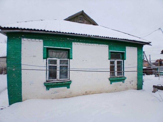 У продажу будинок із ЗЕМЕЛЬНОЮ ДІЛЯНКОЮ ПІД ЗАБУДОВУ площею 14.7 с. Вінниця