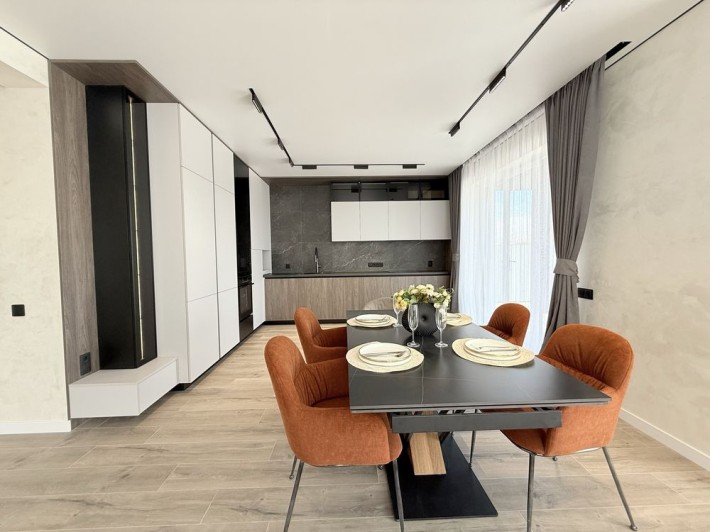 Будинок в 5 хв від міста! З авторським ремонтом. - фото 1