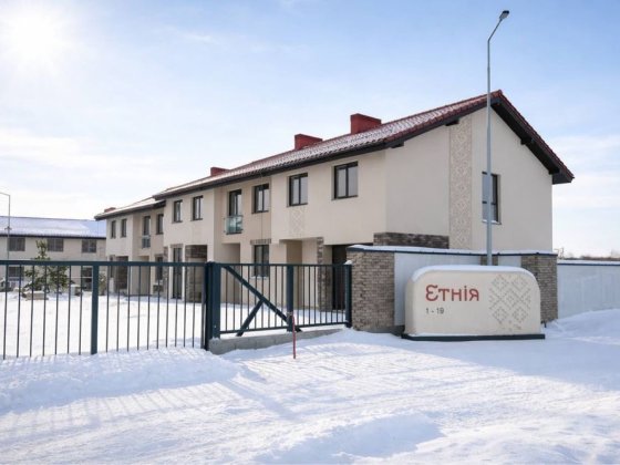 Продаж котеджів в сучасному районі Ровно