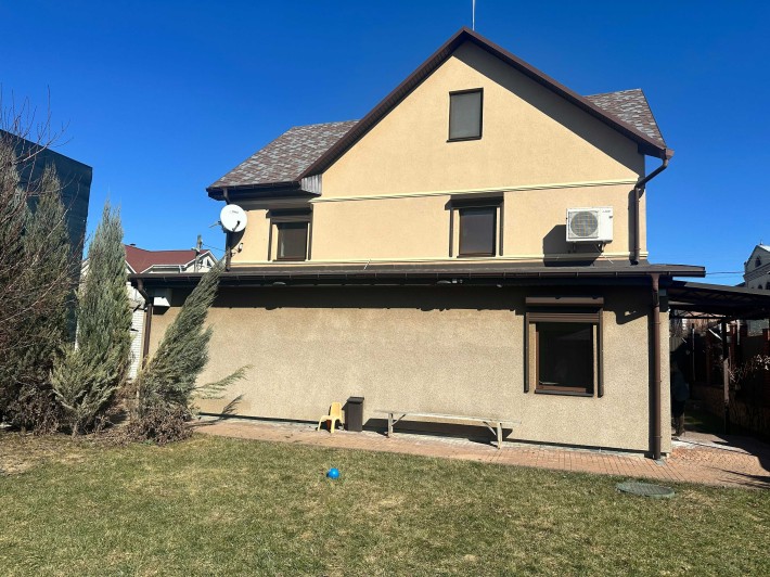 Славутич,Позняки   вул.Садова 61 продам дом - фото 1