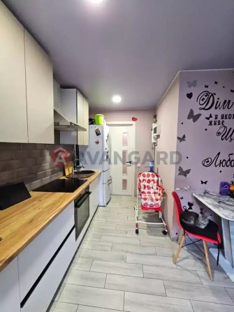 Продам два будинки з ремонтом та меблями на одній ділянці! - фото 1