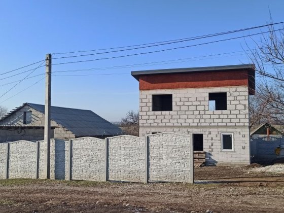 Будинок на Мирному пров Синявського Днепр