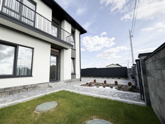 Продаж котдежу/ 145 м2/Новий ремонт/Велика ділянка Ужгород