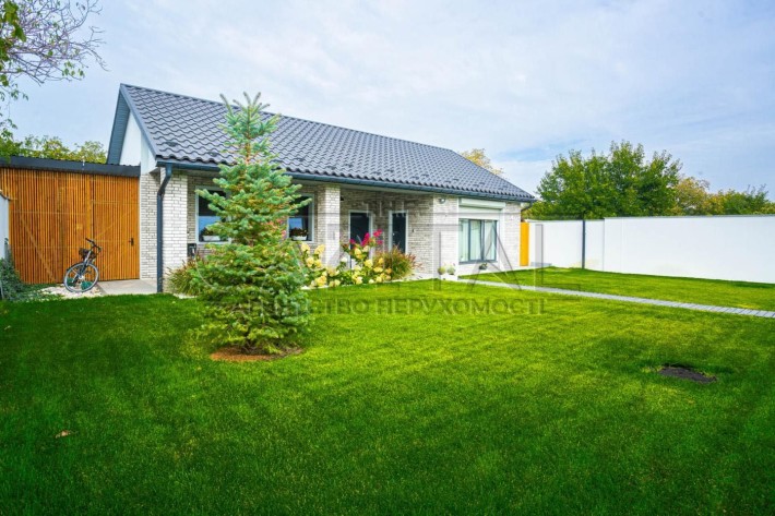 Продаж будинку Київ Осокорки з ремонтом - фото 1