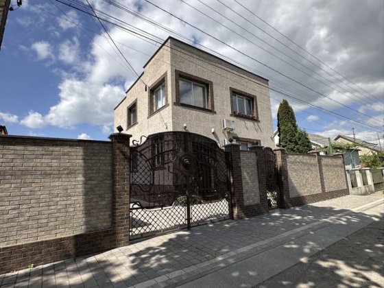 Продаж будинку в районі Краснодонців Ужгород