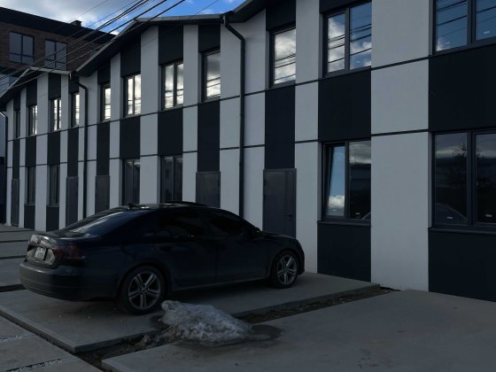 Таунхаус 48м² з двориком. Новобудова. Метро Академ. 20хв. Розтерм-ння Киев