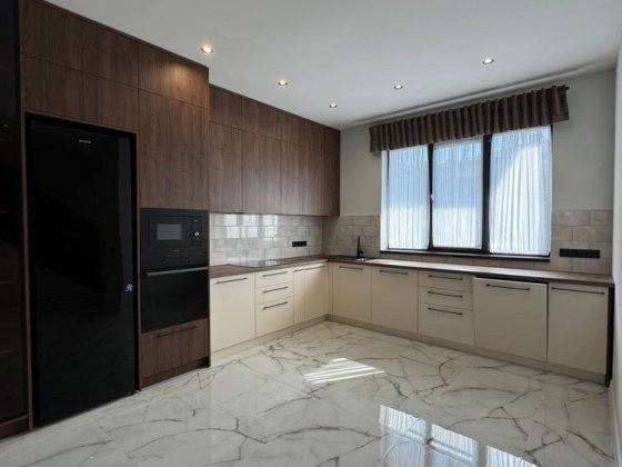 Таунхаус з орендарями — готовий бізнес з доходом 1500 $/міс Ужгород