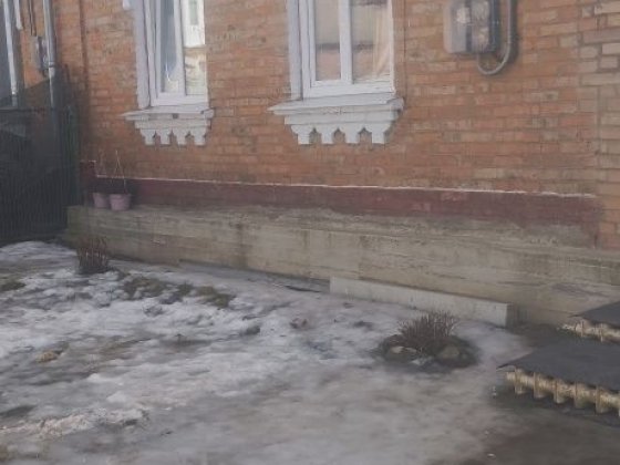 Продаж частини будинку 3гор.лікарня з центральними комуніціями Вінниця