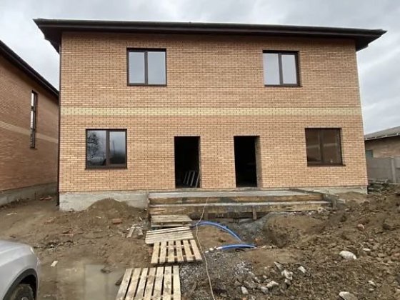 Продаж дуплекса на Старому місці. 100 кв. м , 3 кімнатний , 2.5 соткі Винница