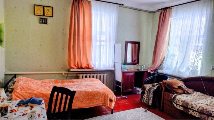 Будинок біля парку, ділянка 6 соток, Олега Кошового - фото 1