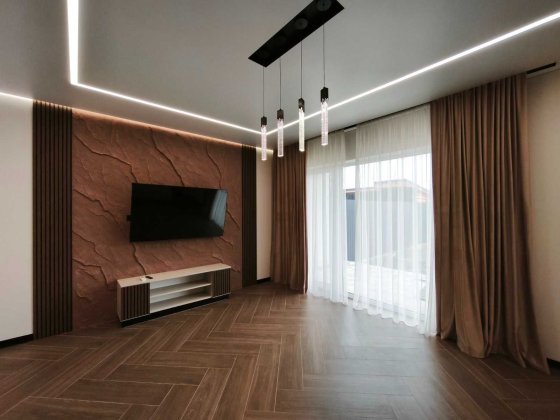 Продається котедж з ремонтом та меблями, вул. Калиновського Код: 43754 Ужгород