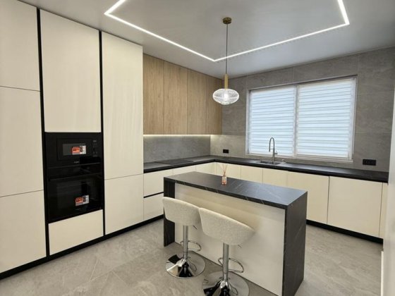 Продаж котеджу , таунхаус, ЄОселя ,ЄВідновлення Ужгород