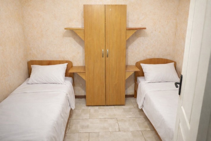 Здається двомісна кімната! Вул.Кирилівська - фото 1