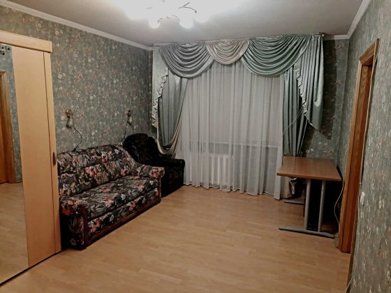 Здається кімната м. Оболонь Київ