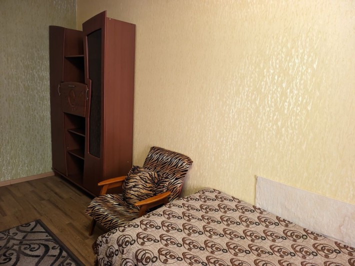 Без власників кімната для 1дівчини на Урожаї(Заболотного) - фото 1