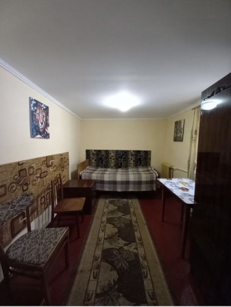 Оренда окремої кімнати у дворі.Вул.Прикордонна - фото 1