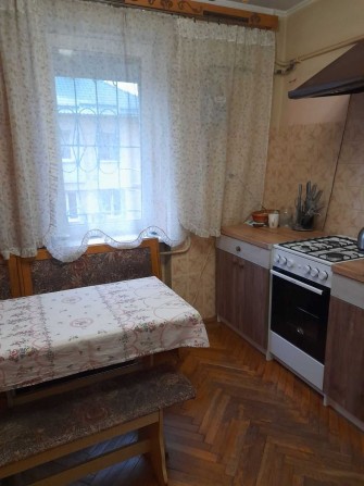 Оренда   окремої кімнати в 3х.квартирі вул. Лінкольна - фото 1