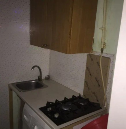 Сдам комнату для девушки на  пл. Тираспольской , со своим с/у и кухней - фото 1