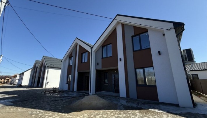 Продаж Дуплекса у ТОПОВІЙ ЛОКАЦІЇ - фото 1