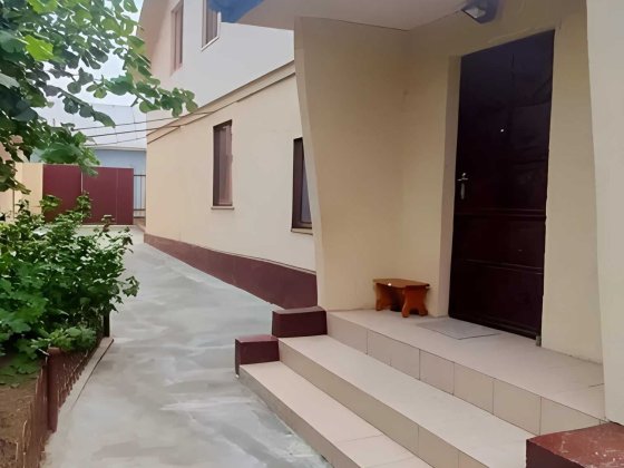 Продам Дом Мирный рядом АТБ, Детсад, Школа. Площадь дома 140 м.кв