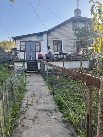 Продаю частину  велику будинку у Станішівці - фото 1